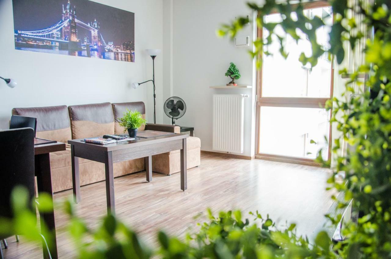 Apartament Centrum Gieldowa Warsaw Exterior photo